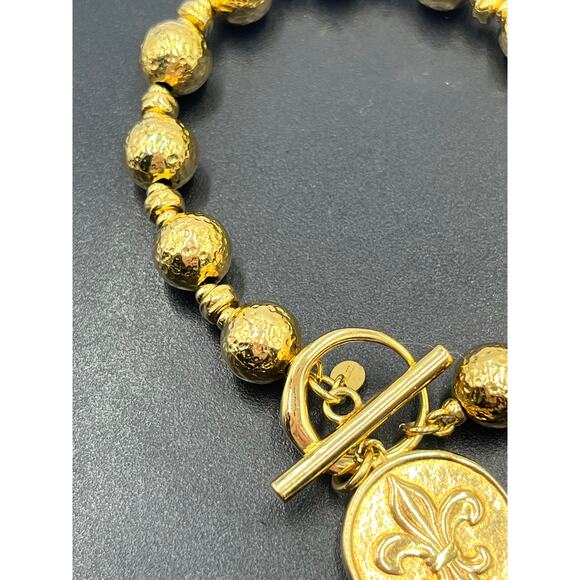 Bellezza Bronze Italy Fleur-de-lis Textured Beaded Toggle Charm Bracelet - Picture 9 of 9